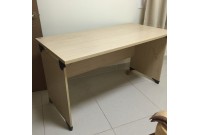THANH LÝ BÀN LÀM VIỆC VỚI HỘC DI ĐỘNG